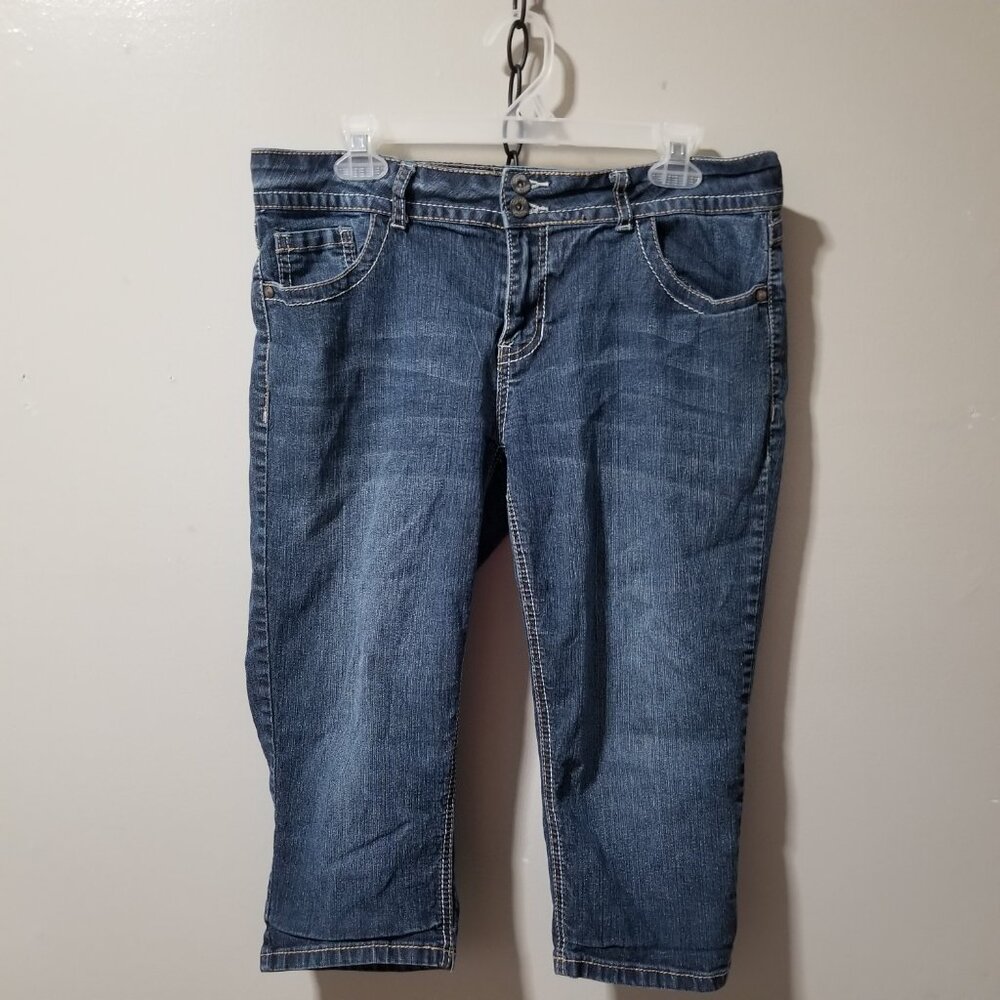 ❤️2/$12 AP11 Capri Jeans Stretch Embroidered Women's 12